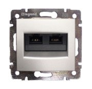 Legrand 770231 Информационная розетка Valena RJ 45 категория 5e UTP 2 выхода с захватами алюминий