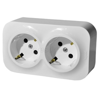 Legrand Quteo Розетка 2-ая с/з белая со шторкой